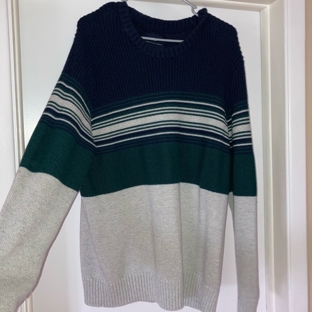 American eagle sweater